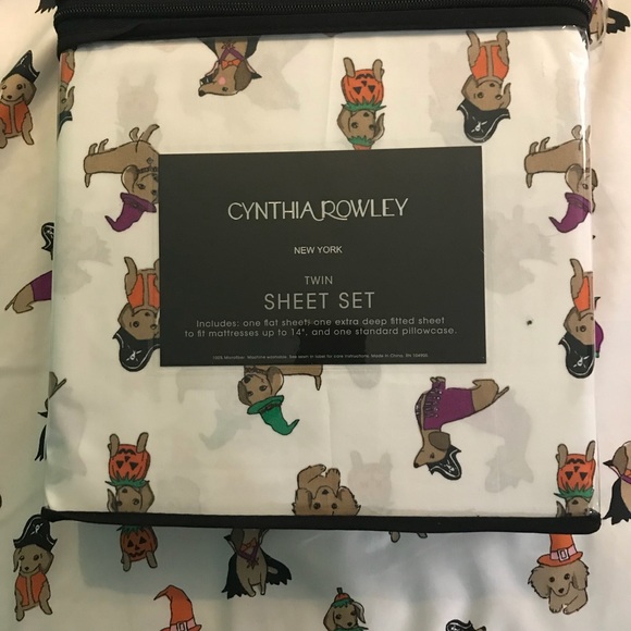 C. Rowley Twin Dachshund Halloween sheets Linens - Picture 3 of 5